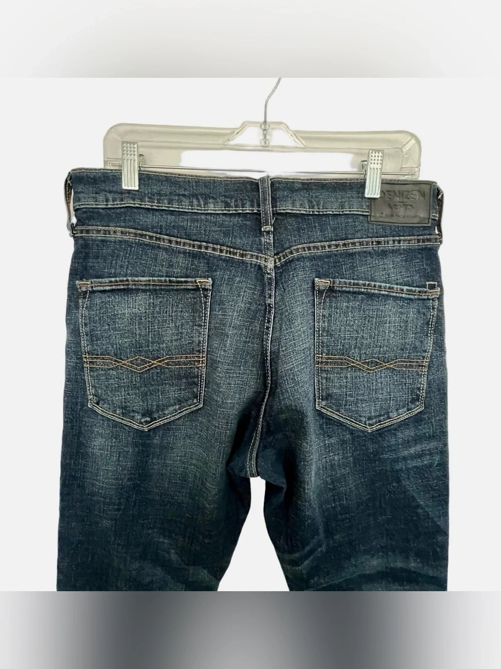 Men’s Denizen from Levi’s 208 Regular Taper Fit Jeans - Size W33xL32
